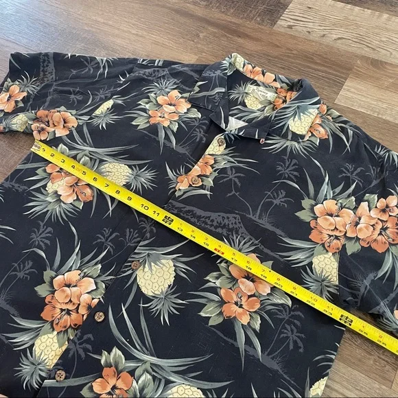 Tommy Bahama silk pineapple button Hawaiian shirt L - Picture 4 of 8